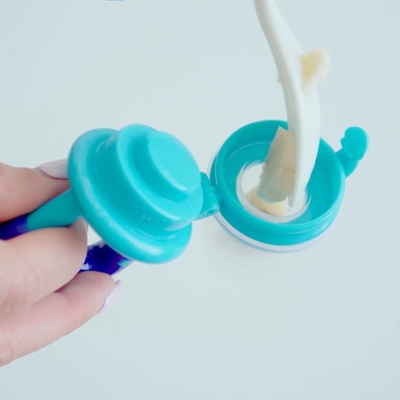 Mess Free Freezable Dishwasher Safe Silicone Fruit Feeder For Babies 6-12 Months