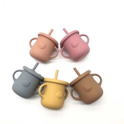 2023 New Design BPA Free Baby Bear Shaped Cute Baby Training silicone straw cup toddler